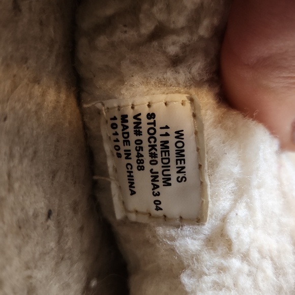 LL Bean size 11 slippers - Picture 4 of 4